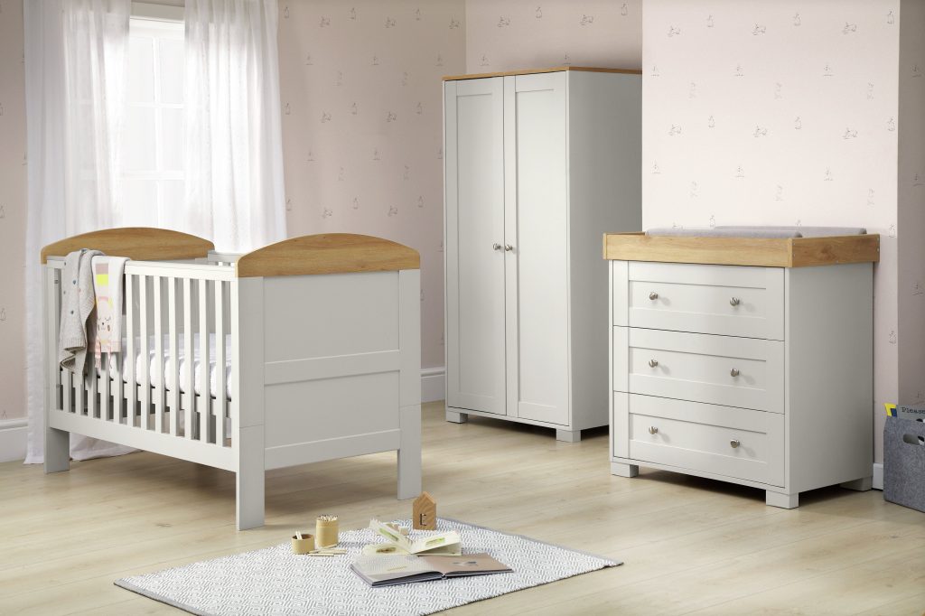 How to Buy Nursery Furniture Sets