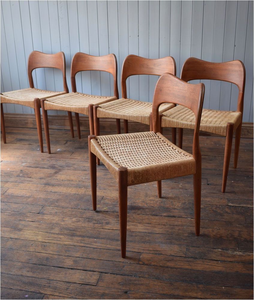 1712197590_WOODEN-DINING-CHAIRS.jpg