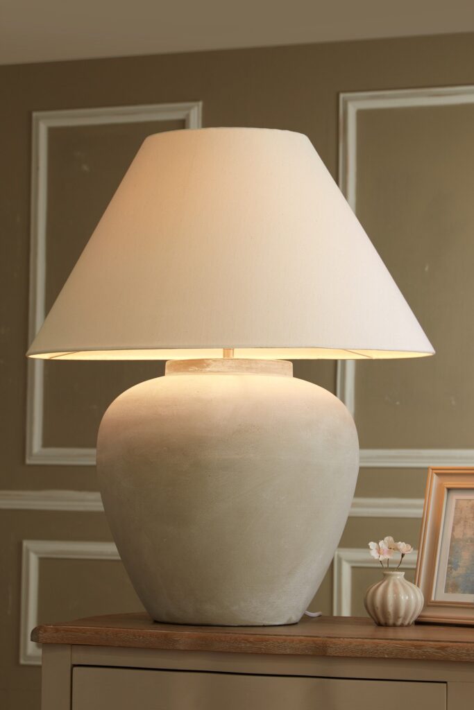 1712220916_table-lamps-for-bedroom.jpg