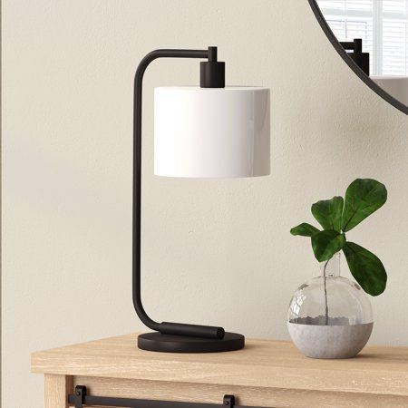 Choosing the Perfect Nightstand Lamp for
Your Bedroom