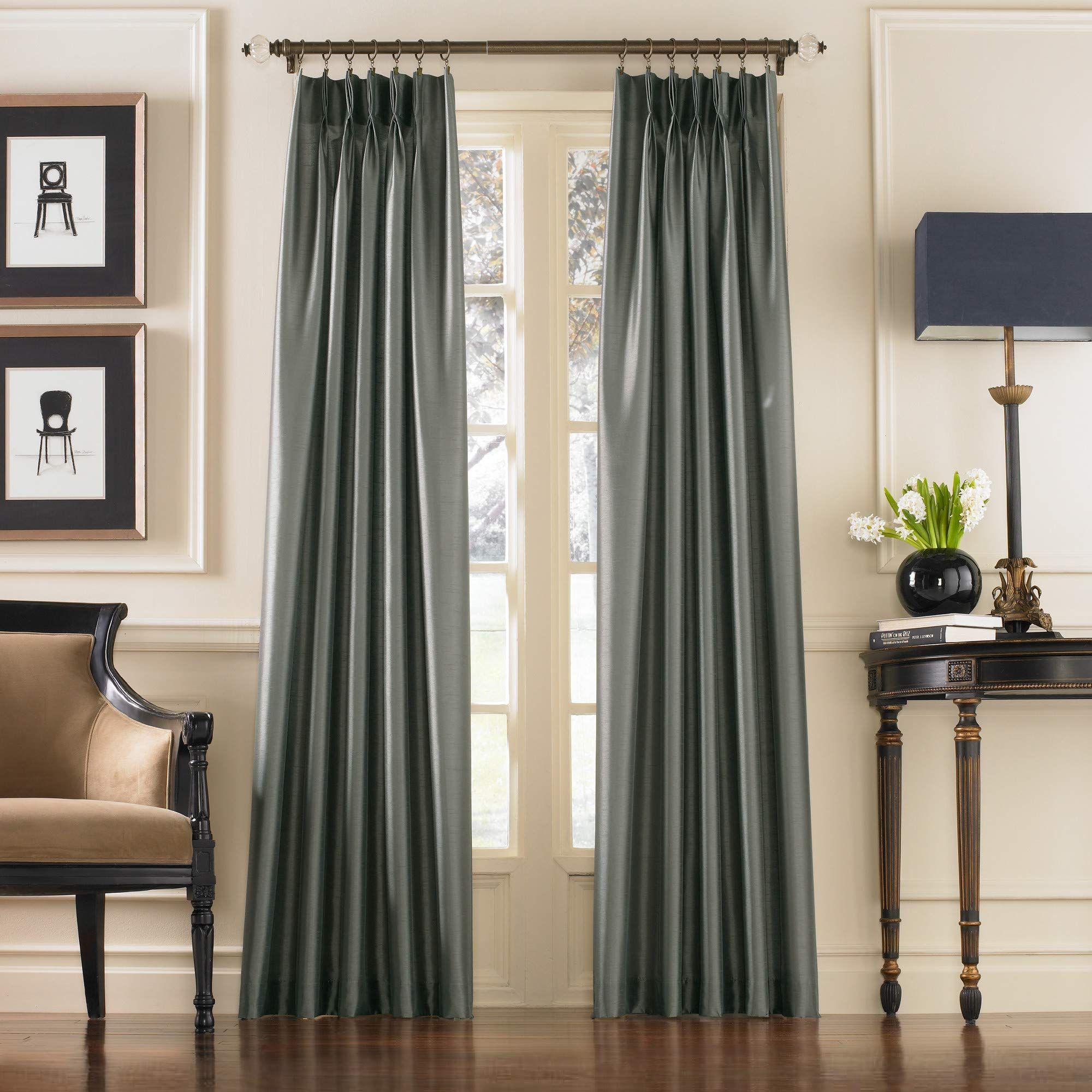 Transform Your Windows with Faux Silk
Curtains: A Luxurious Look for Less