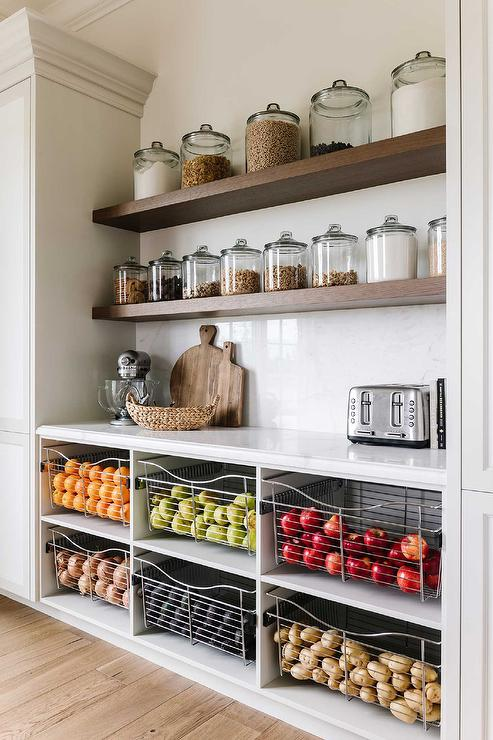 Innovative Kitchen Shelving Solutions for
Small Spaces