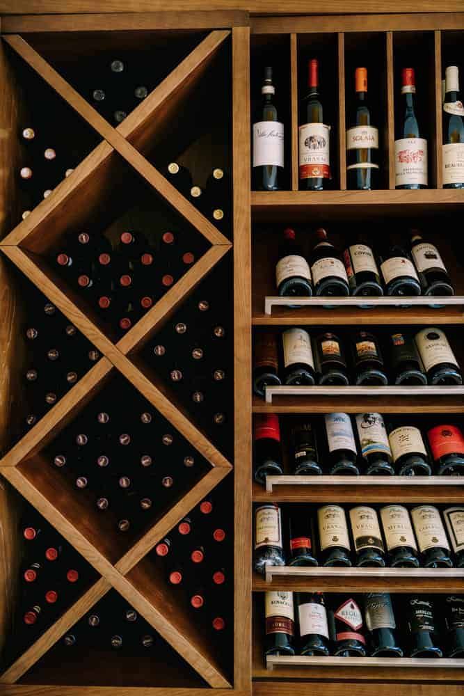 Step-by-Step Guide to Making Your Own
Wine Rack