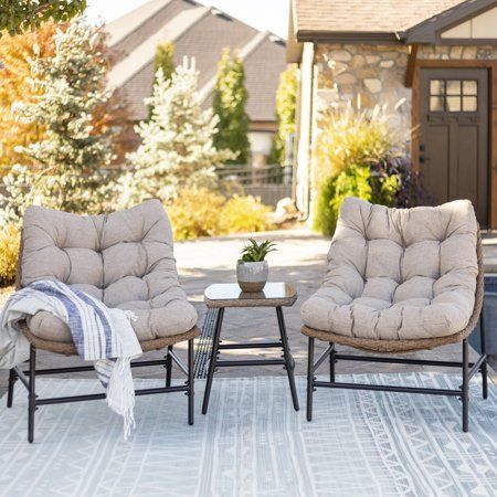 The Benefits of Choosing Aluminum for
Your Outdoor Patio Furniture