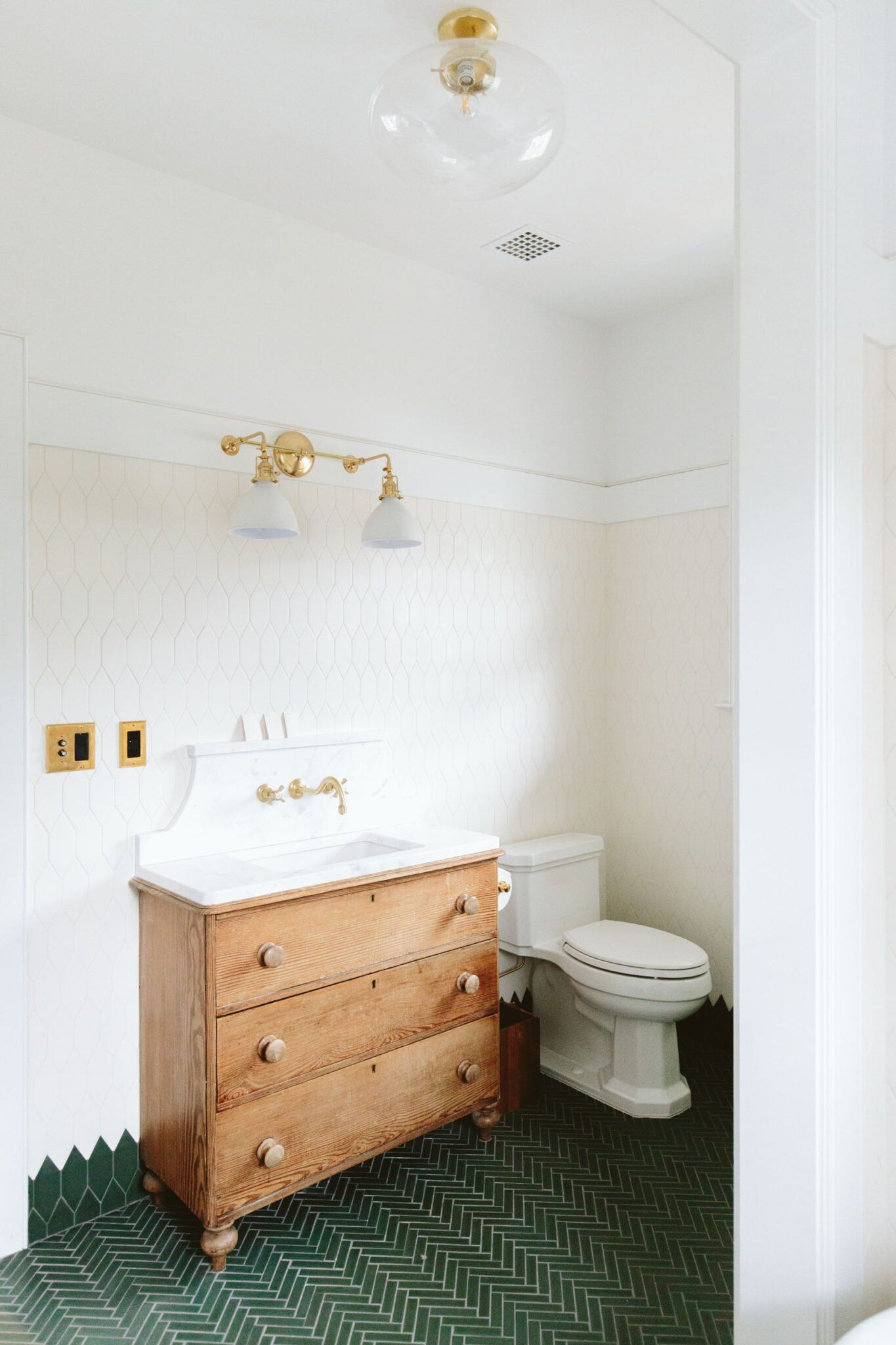 The Ultimate Guide to Bathroom Recessed
Lighting