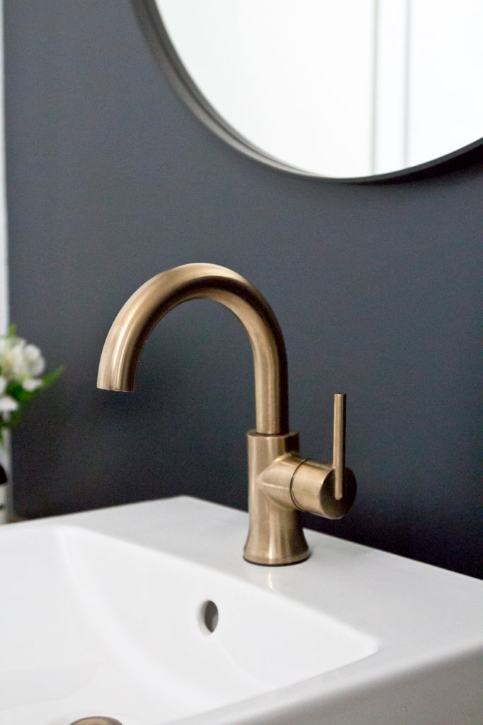 Choosing the Right Bathroom Faucet for
Your Space