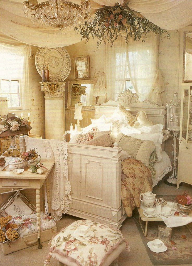 Creating Your Dream Shabby Chic Bedroom:
Tips and Ideas