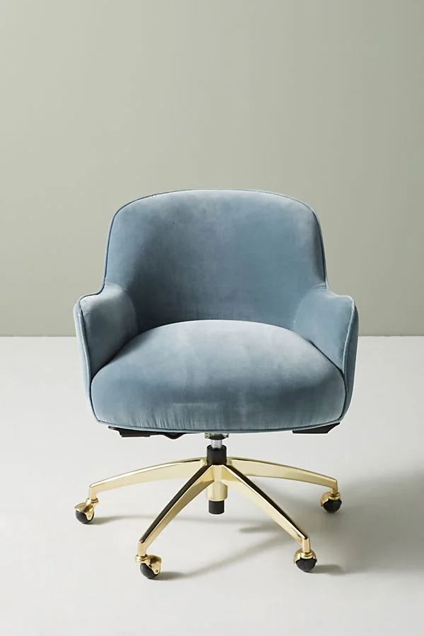 The Ultimate Guide to Choosing the Right
Office Chair