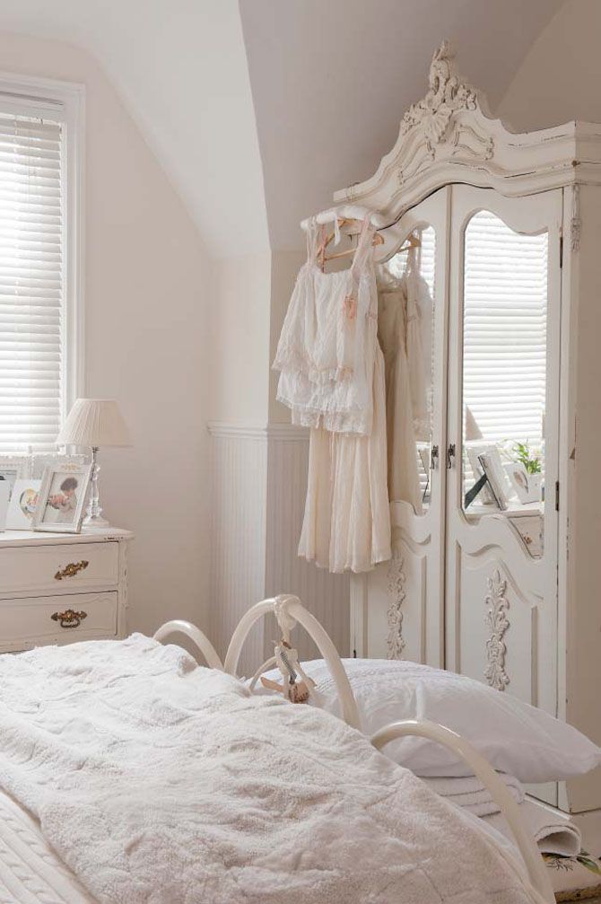 How to Style a White Armoire in Your
Bedroom