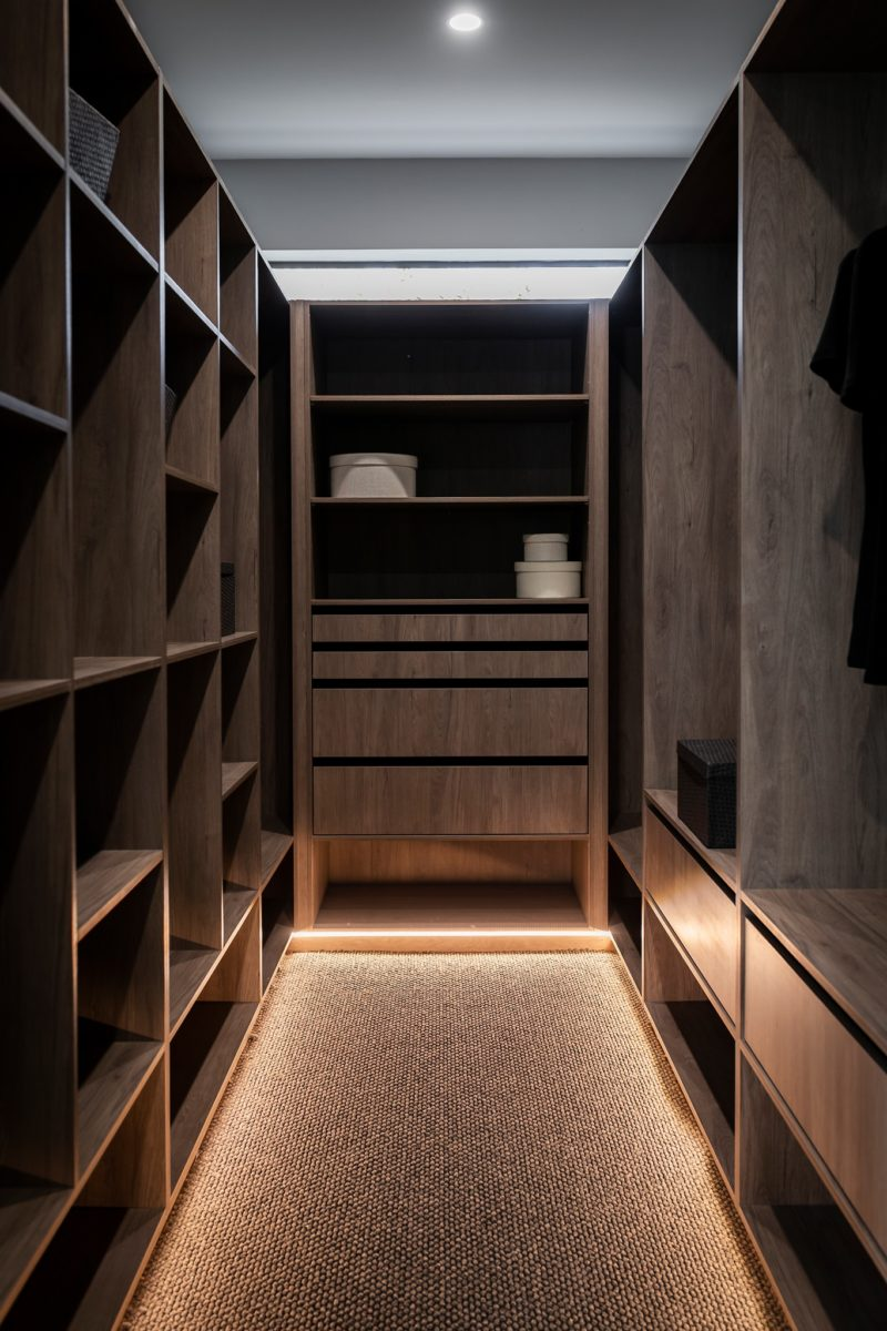 Why Walk-in Wardrobes Are the Ultimate
Luxury