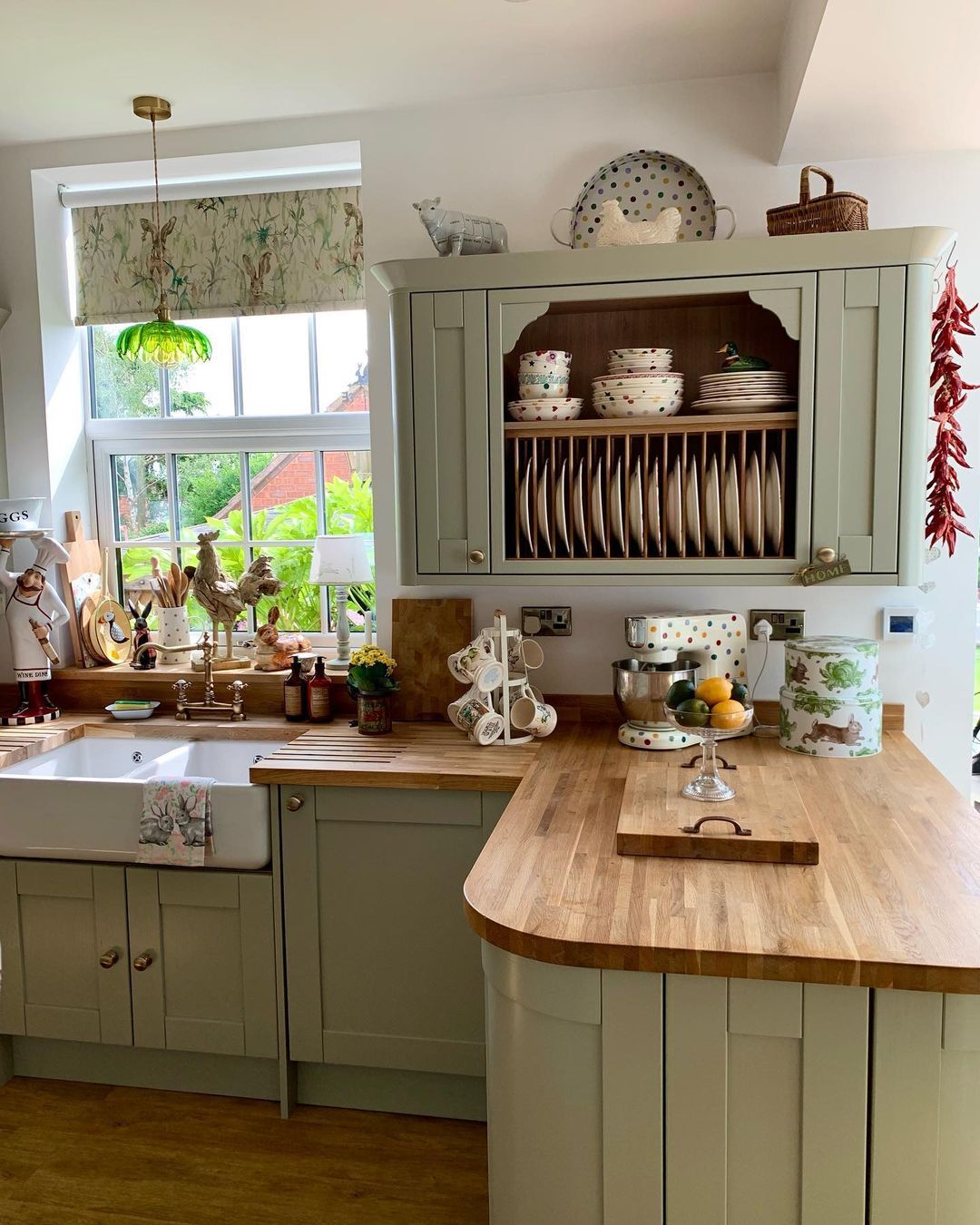 Charming Country Kitchen Ideas for Your
Home