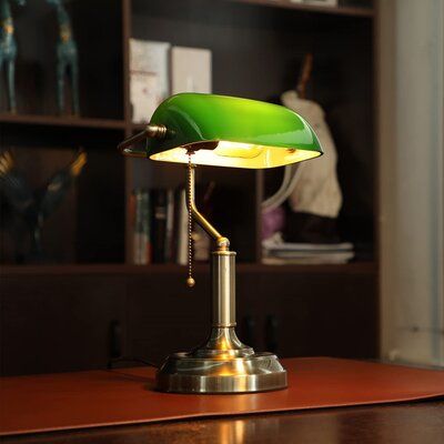 Classic Banker’s Desk Lamp with Elegant
Green Glass Shade