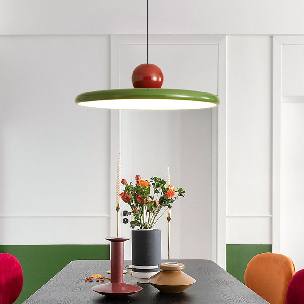 Illuminate Your Dining Room with Modern
Chandeliers: How to Choose the Perfect Fixture