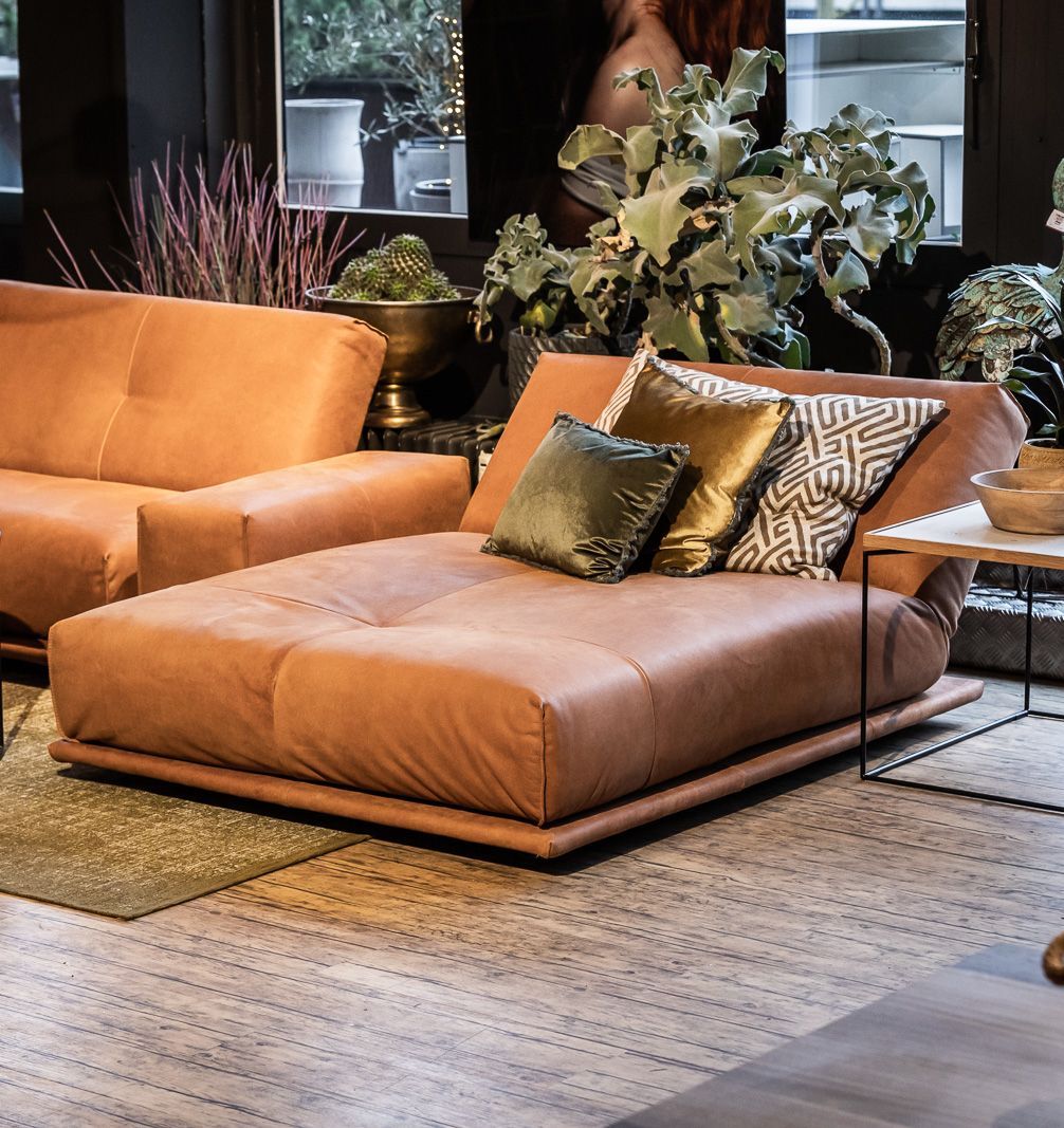 Choosing the Perfect Sofa Divan for Your
Living Room