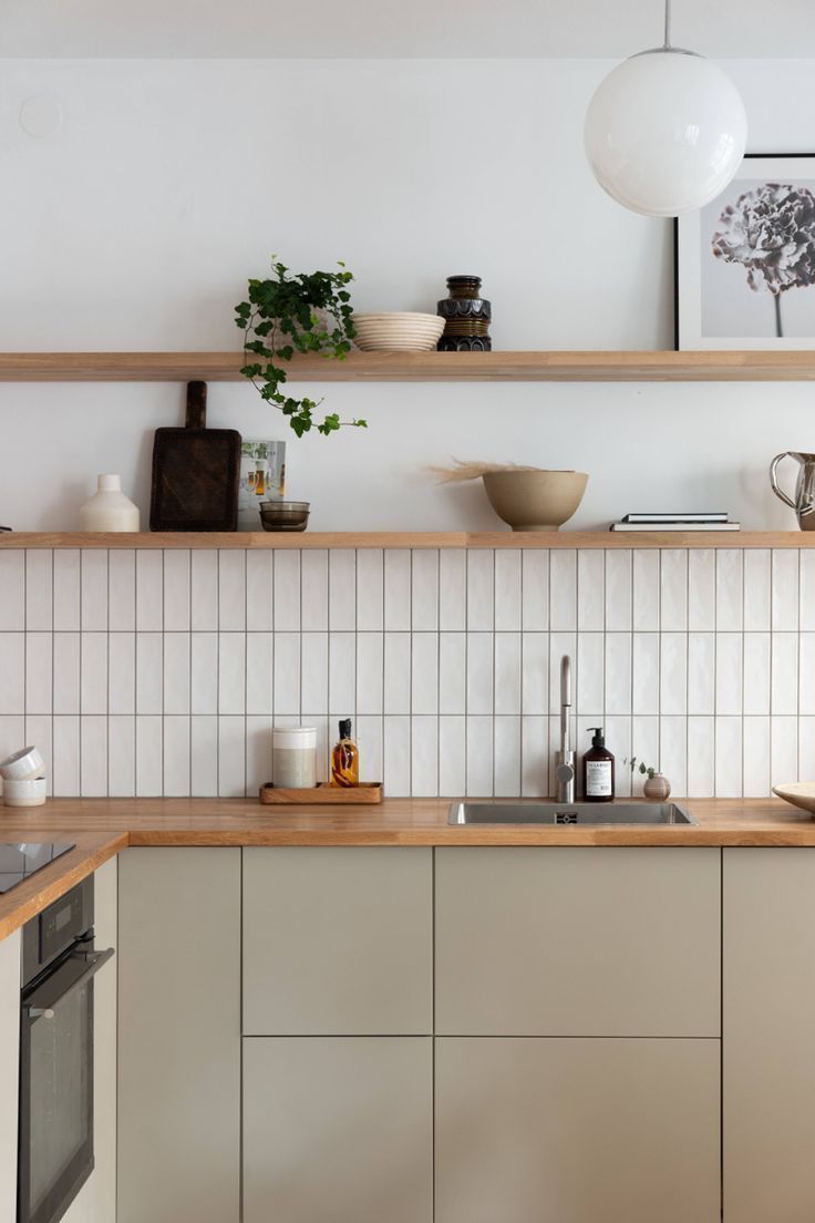 Innovative Small Kitchen Tile Backsplash
Ideas