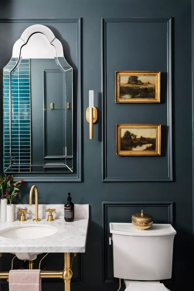 Transform Your Bathroom with These
Creative Paint Ideas