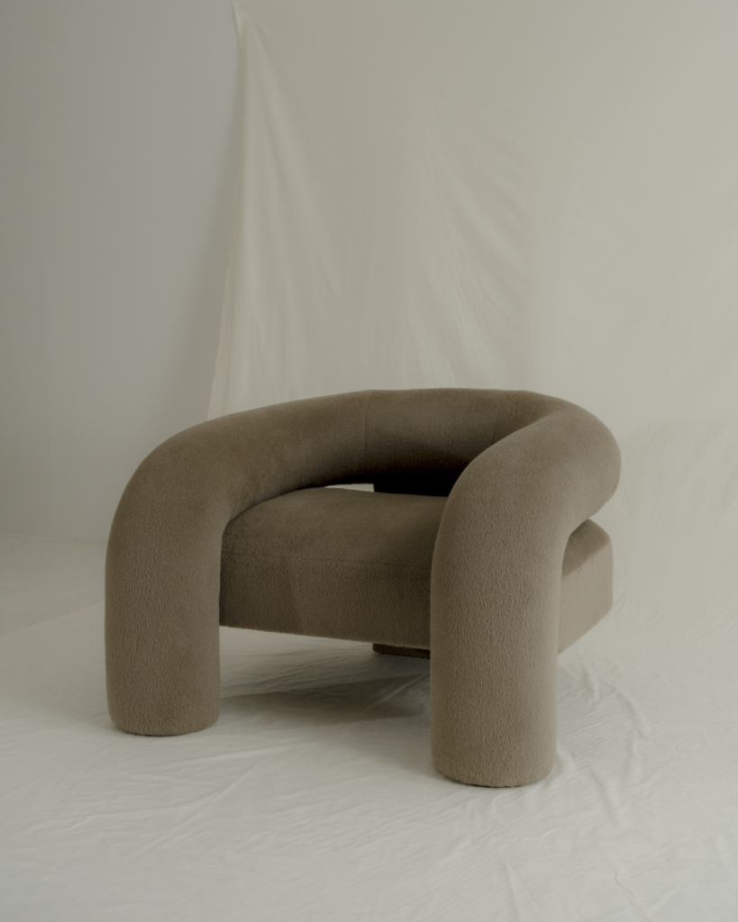 1712279045_modern-furniture.png