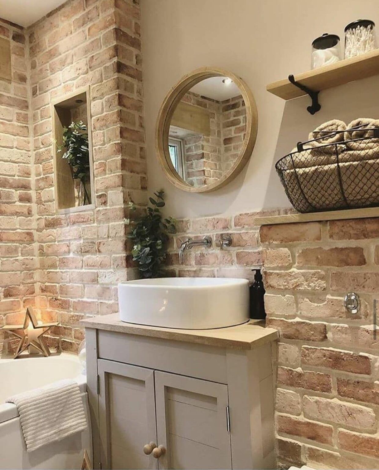 Transform Your Bathroom with Stylish
Decor Sets