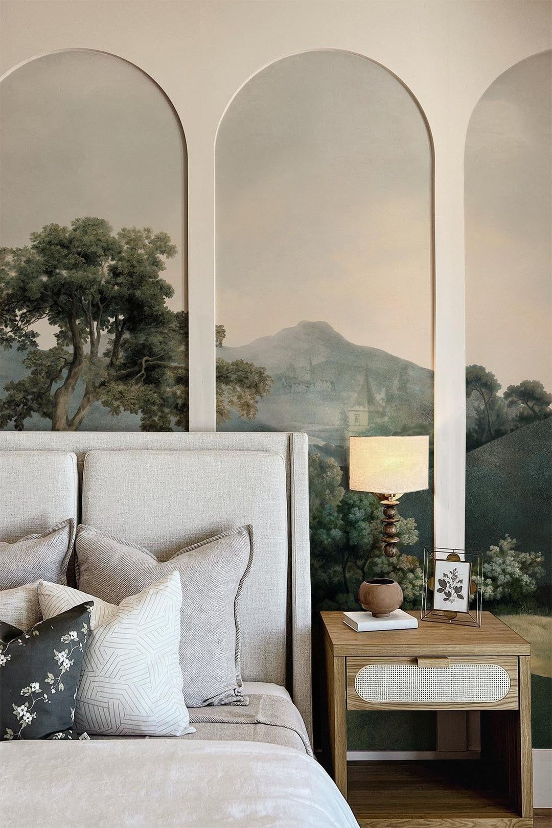 Exploring the Artistry of Wall Murals