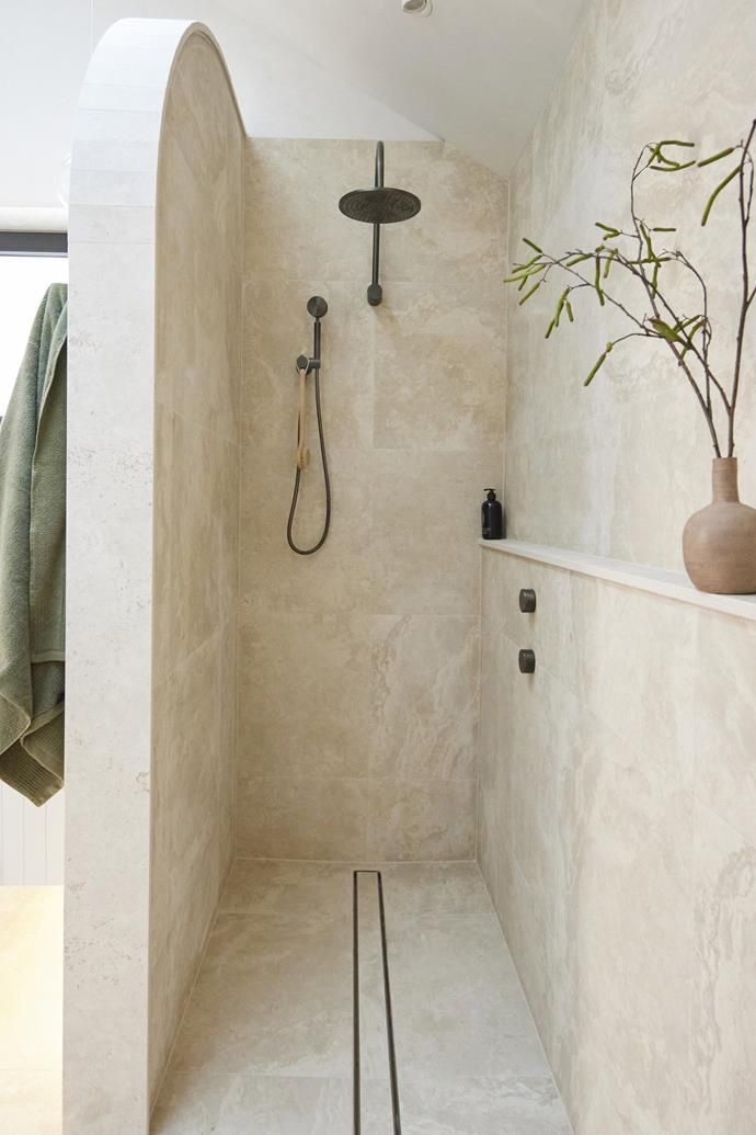 Designing Your Dream Master Bathroom:
Tips and Inspiration