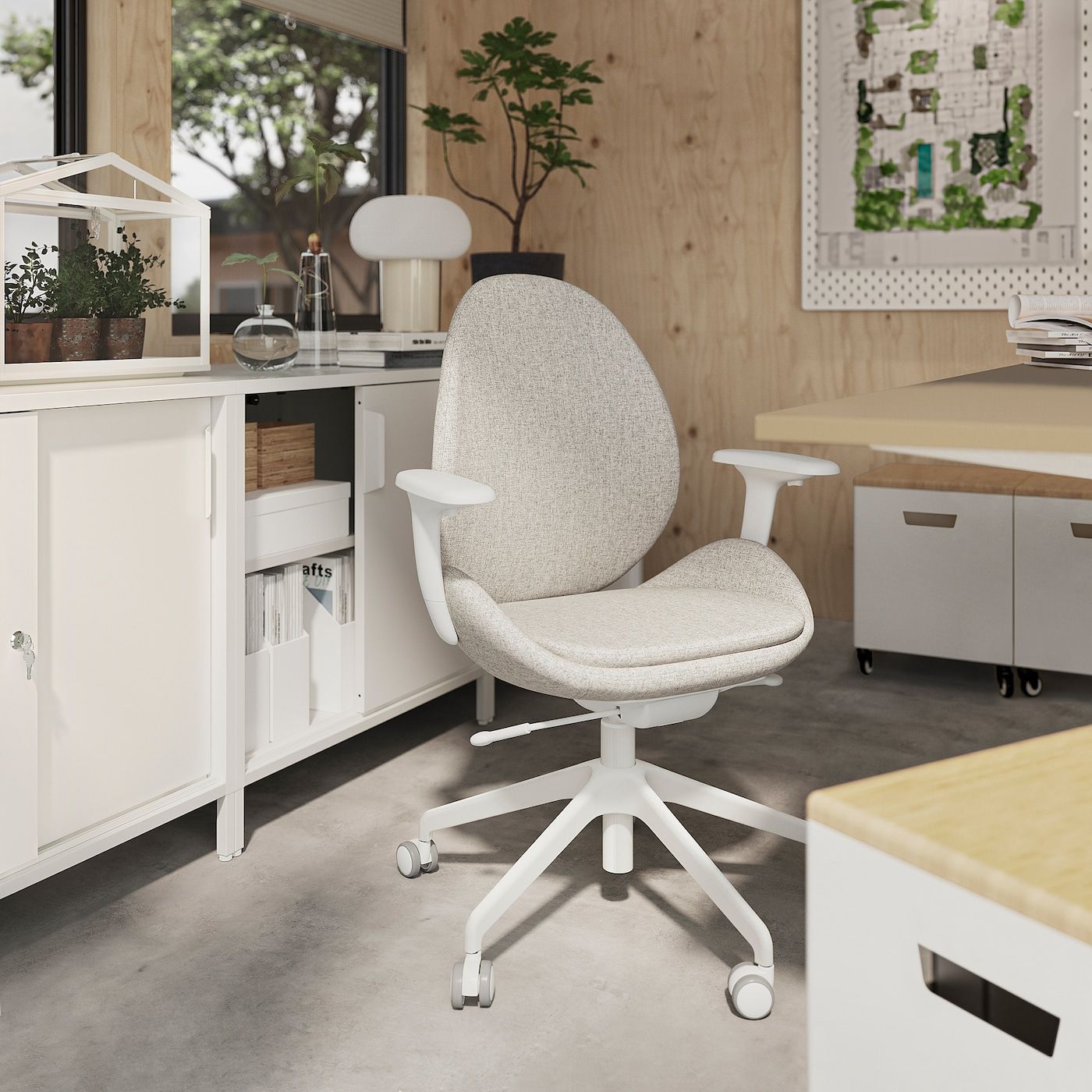 The Importance of Ergonomic Office Chairs
for Long-Term Health