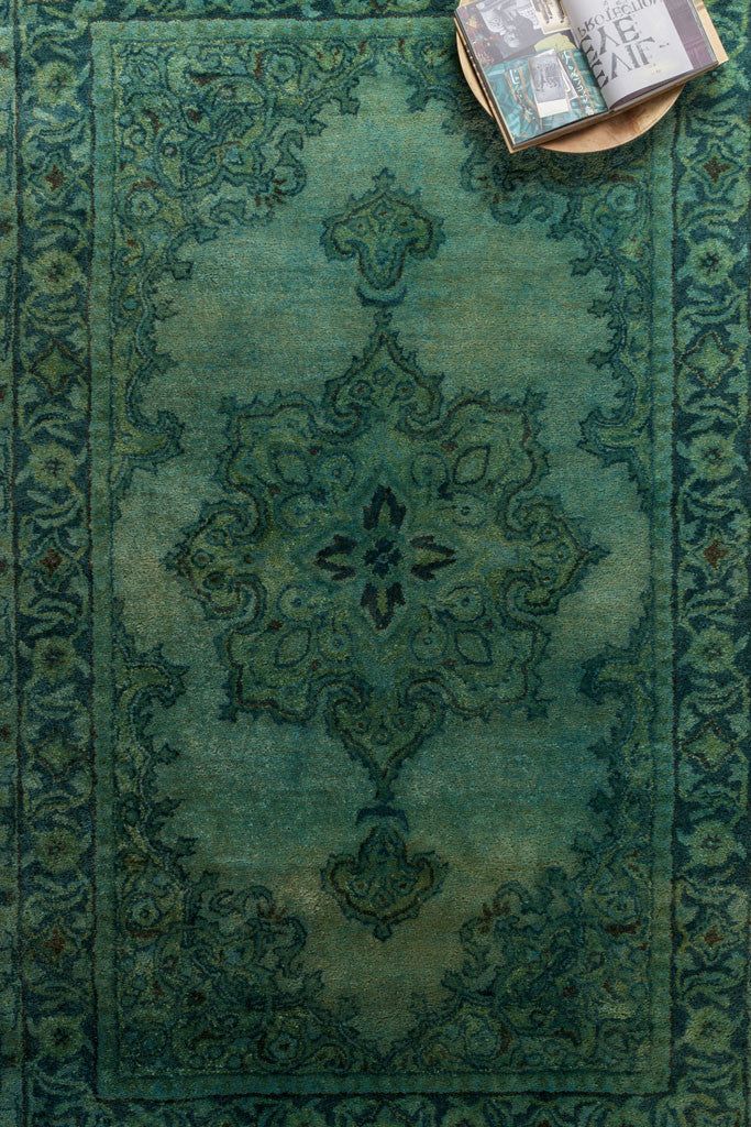 From Classic to Contemporary: Styling
Tips for Teal Rugs