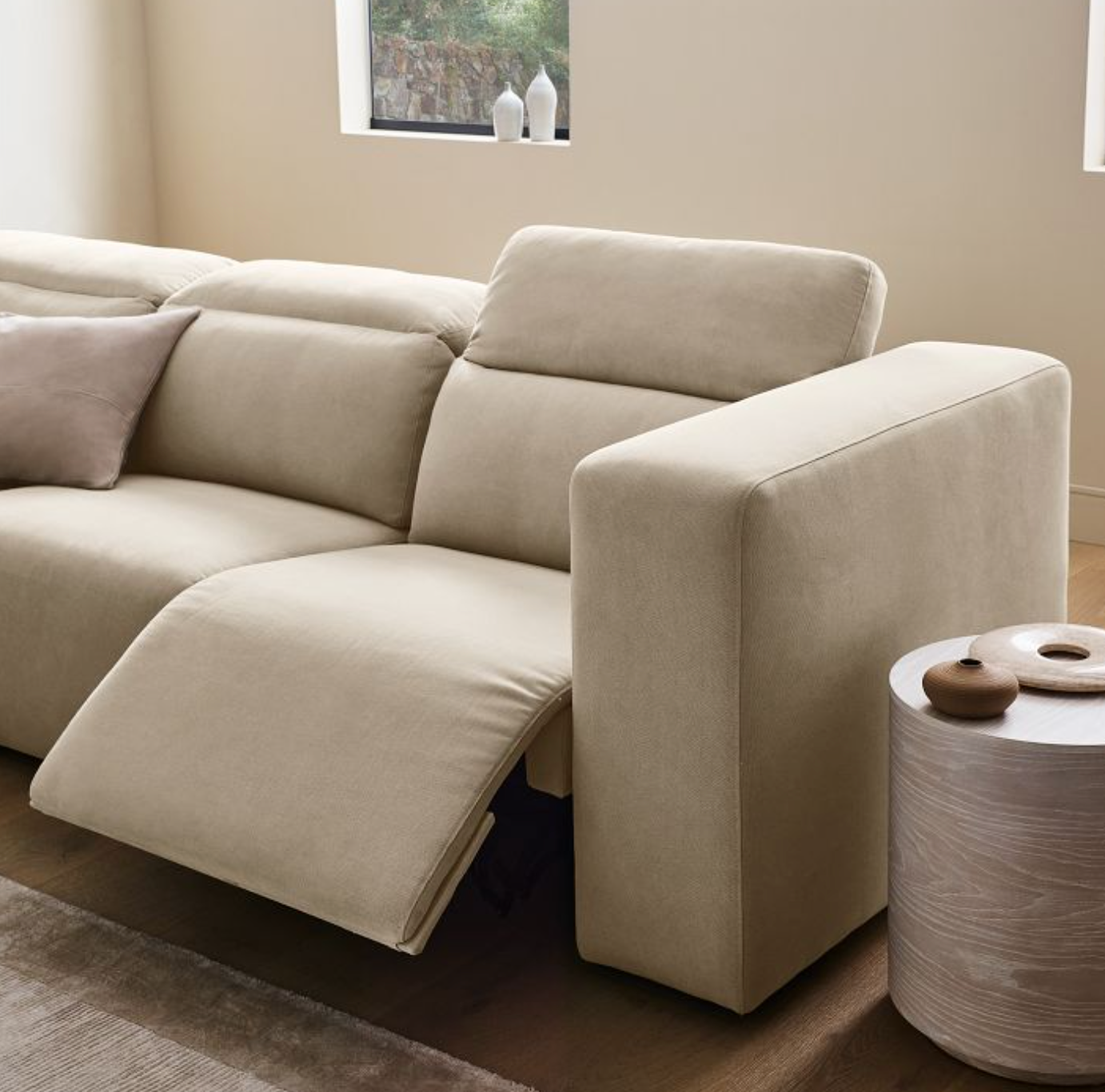 The Ultimate Guide to Finding the Perfect
Recliner Sofa for Your Home