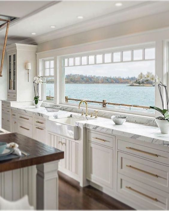 Timeless White Kitchen Designs that Will
Never Go Out of Style