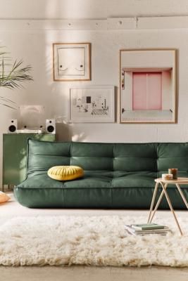 The Ultimate Guide to Choosing a
Reclining Leather Sofa