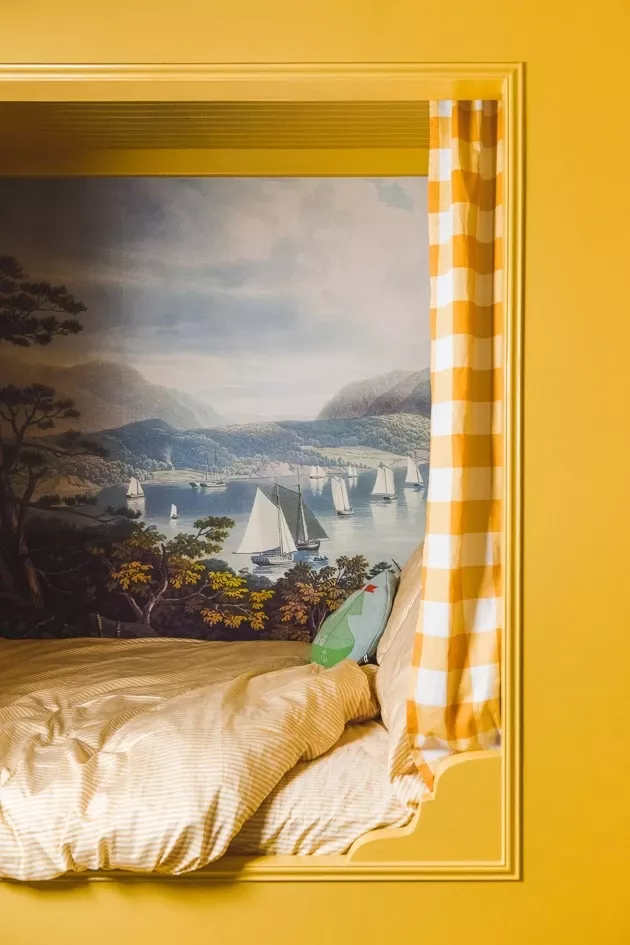 Creative Ways to Personalize Your Child’s
Bedroom