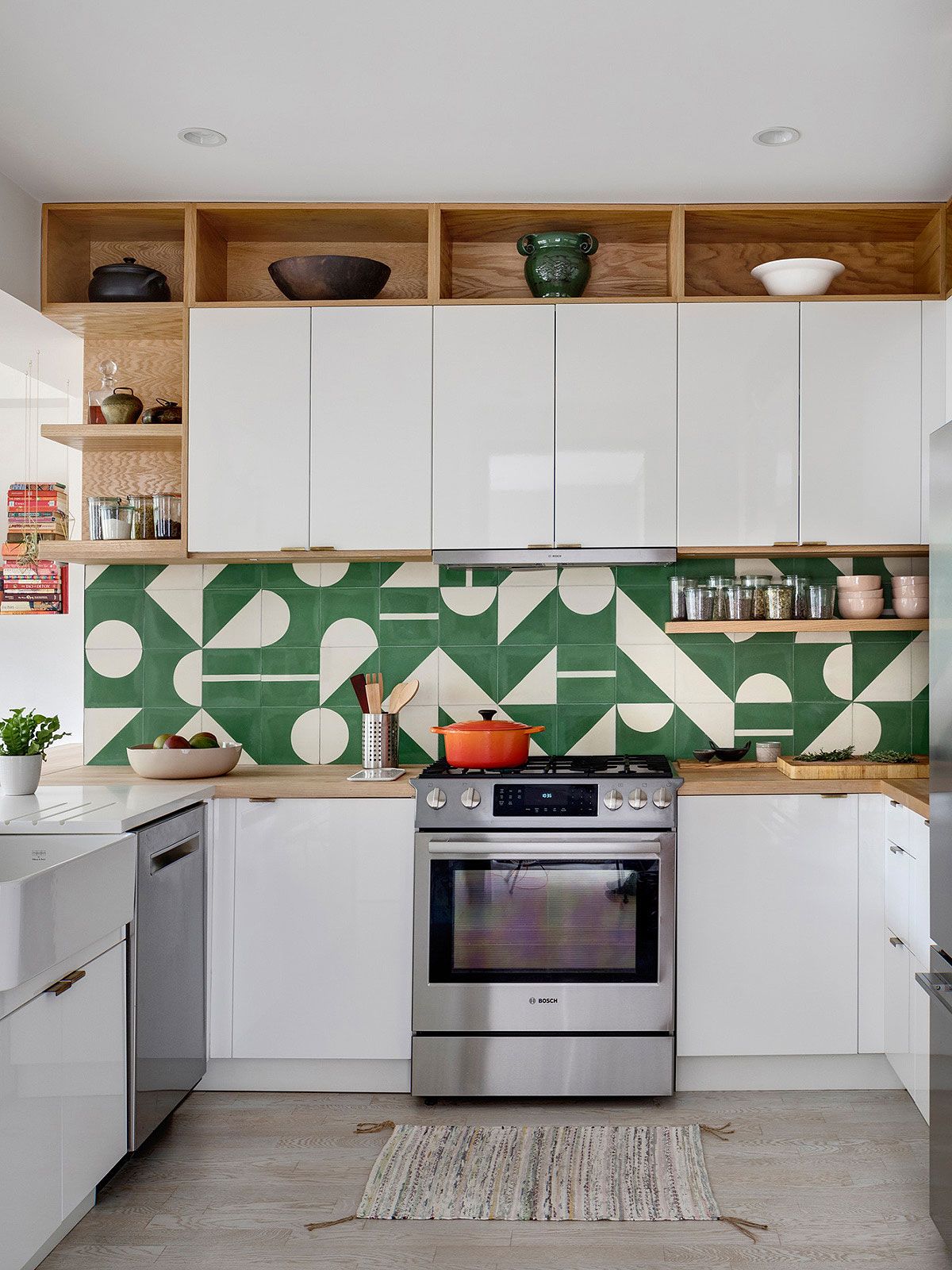 Creative Kitchen Backsplash Design Ideas
to Transform Your Space