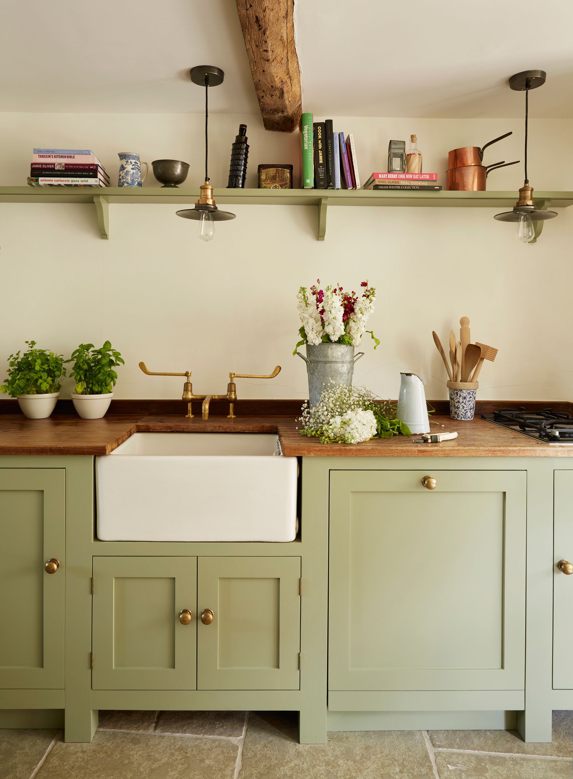 Top Tips for Choosing the Perfect Kitchen
Cupboard Paint