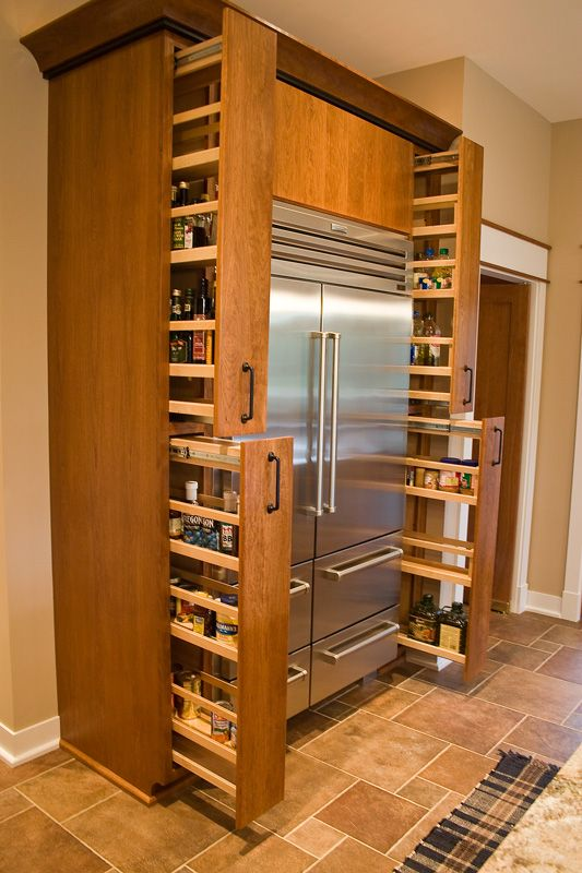 Maximize Your Kitchen Space with These
Storage Cabinet Ideas