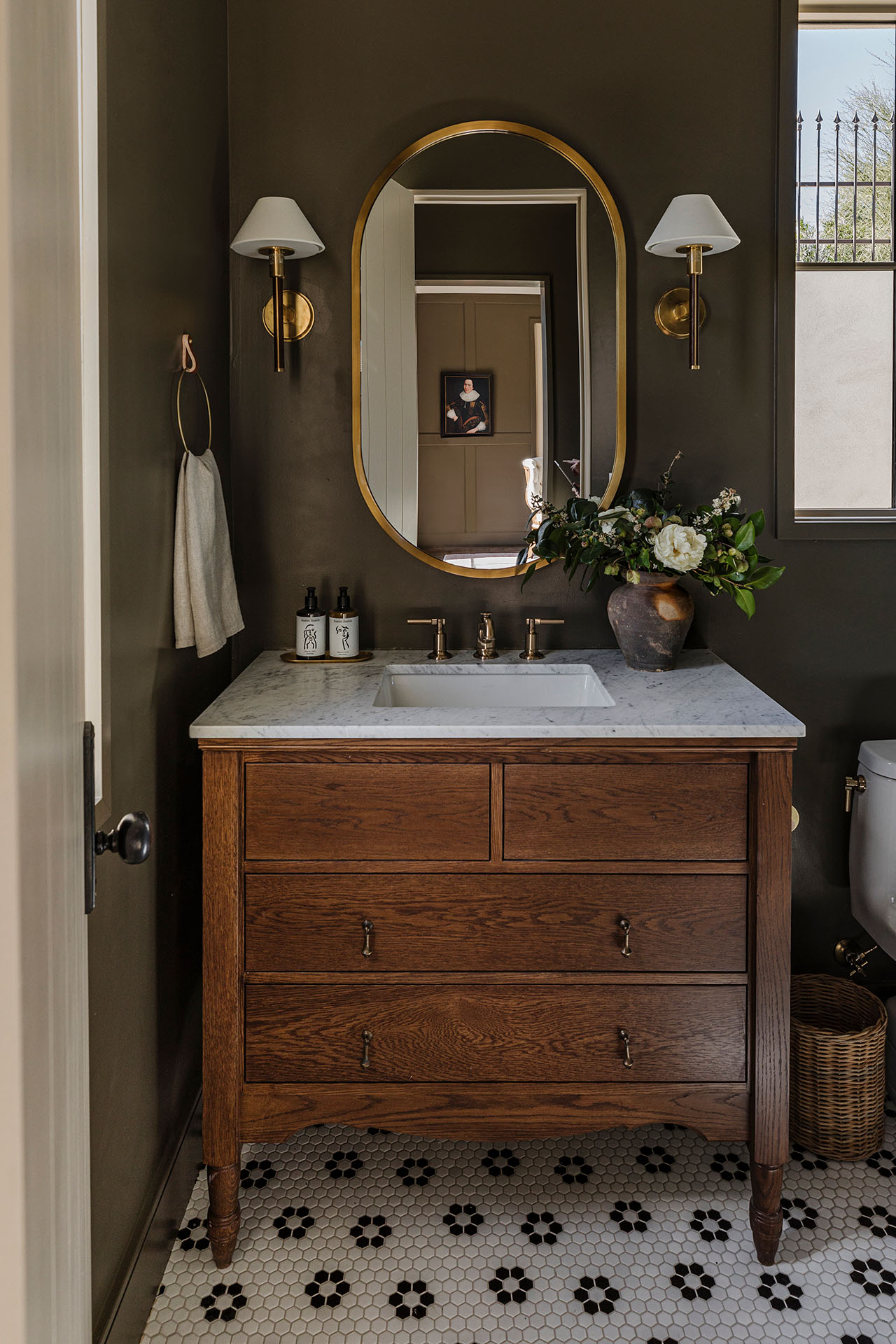 Elevate Your Bathroom Decor with Stylish
Wall Sconces