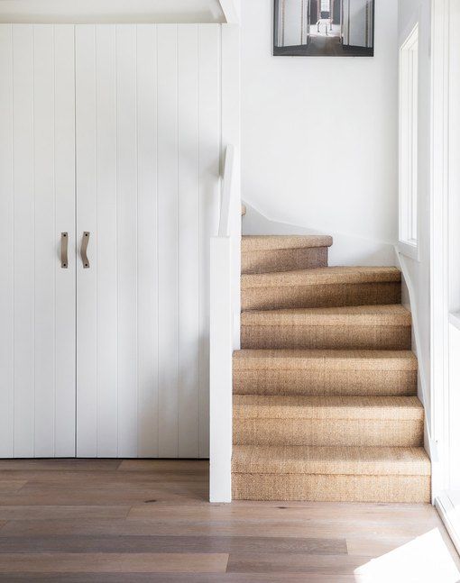 The Ultimate Guide to Choosing the
Perfect Carpet for Your Stairs