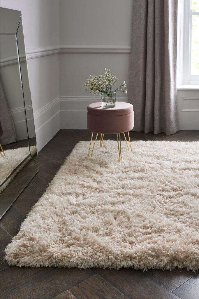 1712289502_white-rug.jpg