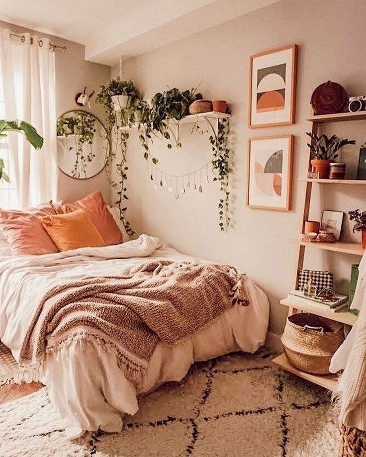 Decorating Tips for Small Rooms: Creating
a Teenage Girl’s Oasis