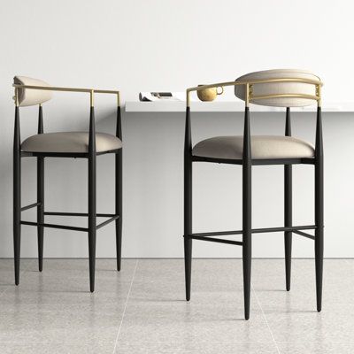 Top Picks: The Most Comfortable Bar
Stools with Backs and Arms