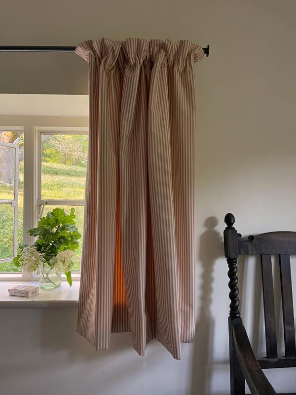 Creative Curtain Ideas to Transform Your
Space