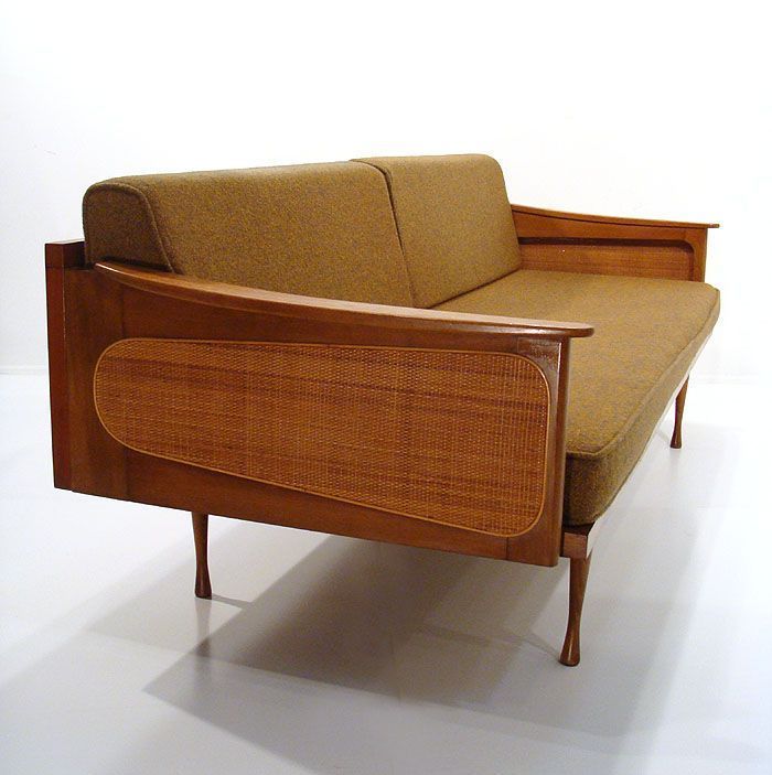 Exploring Contemporary Sofa Styles: From
Mid-Century to Minimalist