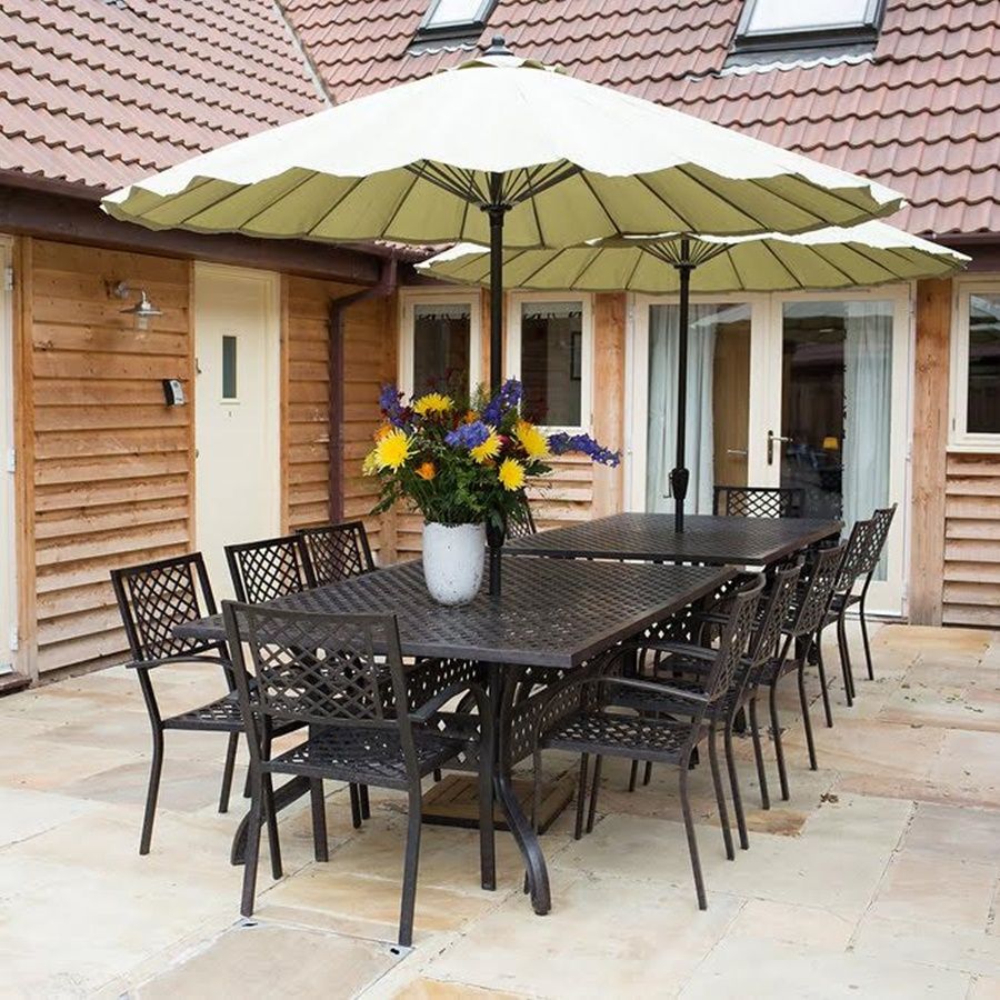 Maintaining and Caring for Your Cast
Aluminium Garden Furniture