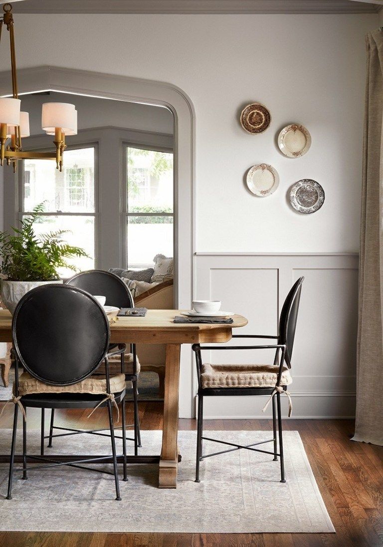 Transform Your Dining Room with Stylish
Wall Decor