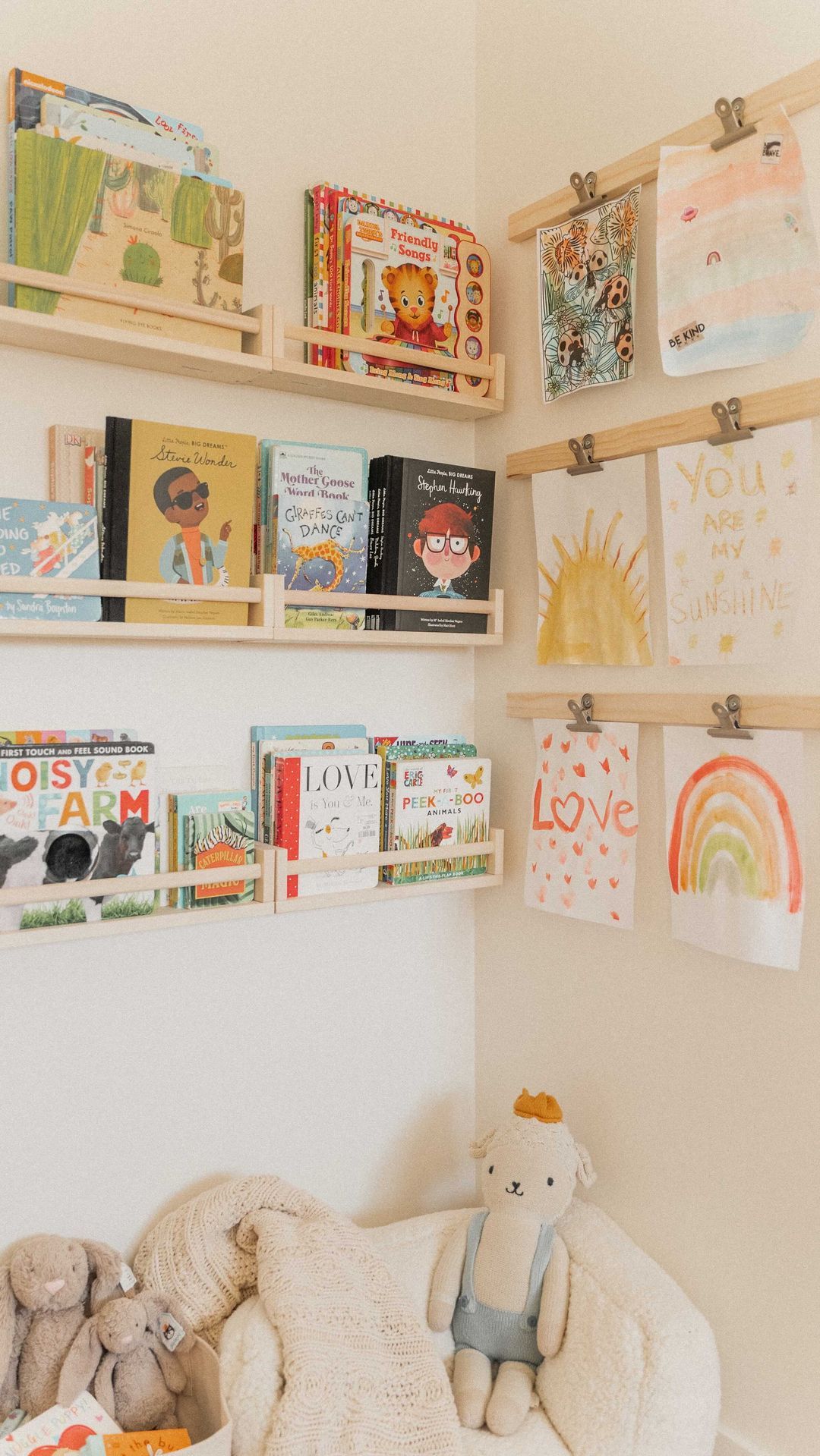 Creative Ways to Maximize Kids Room
Storage