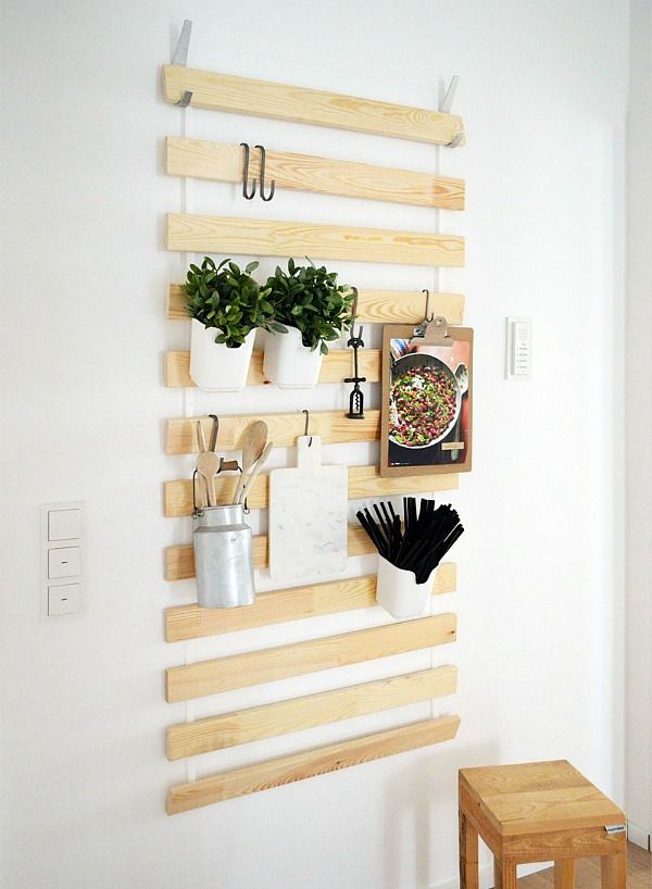 Creative Ways to Maximize Wall Storage in
Your Home