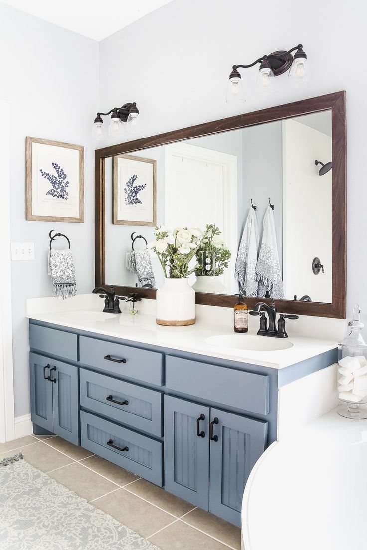 Maximizing Space with a Double Sink
Vanity