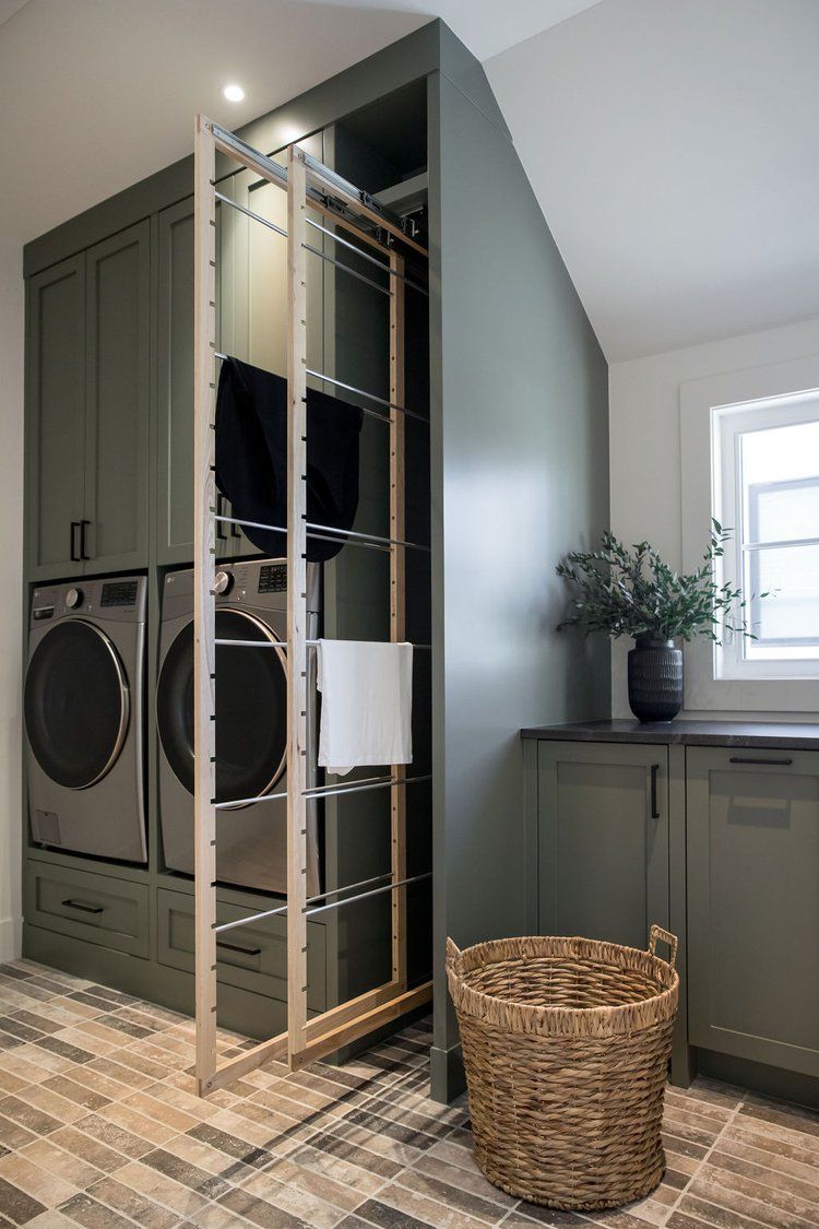 The Ultimate Guide to Maximizing Your
Laundry Room Space