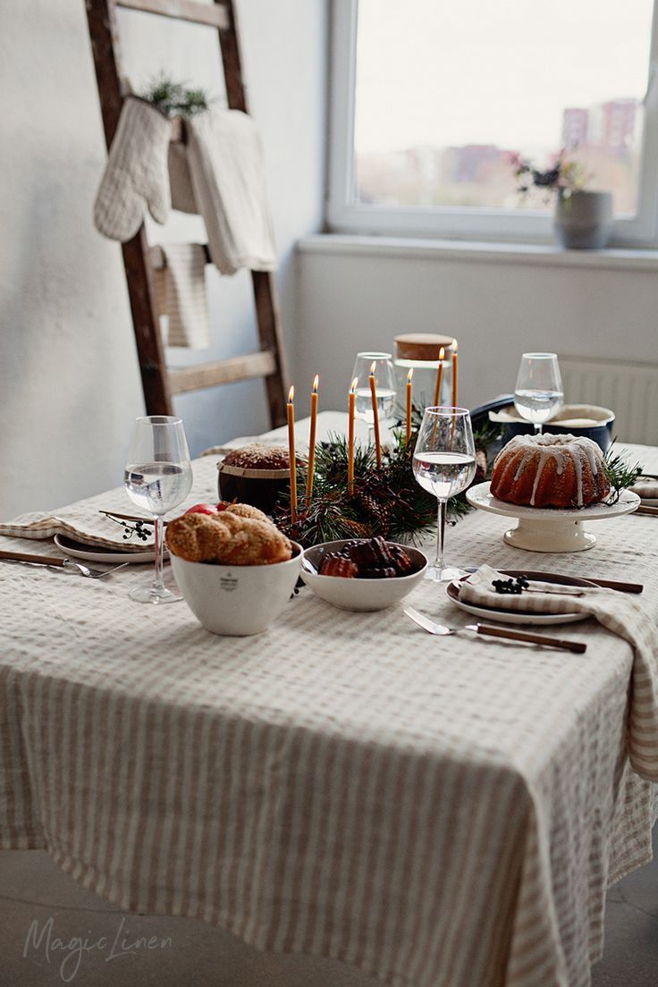Essential Guide to Table Linens for Every
Occasion