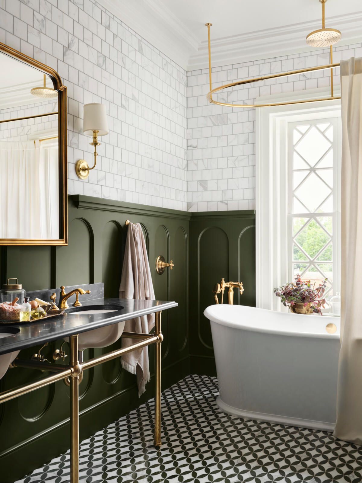 Choosing the Perfect Paint Colors for
Your Bathroom