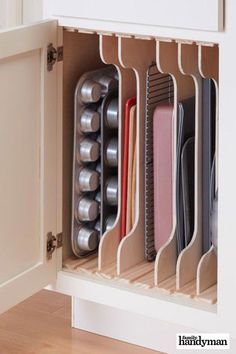 Maximizing Kitchen Storage: Innovative
Cabinet Solutions