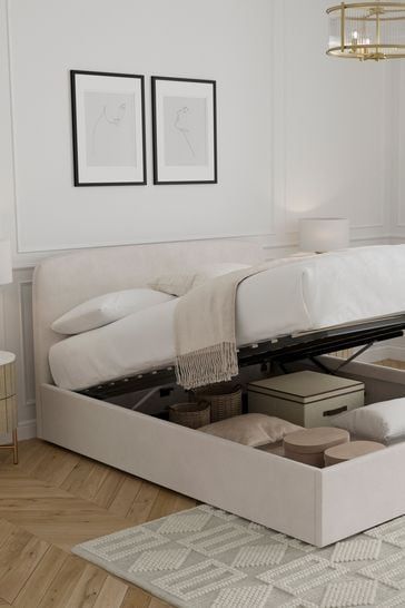 The Pros and Cons of Low Bed Frames for
Your Bedroom